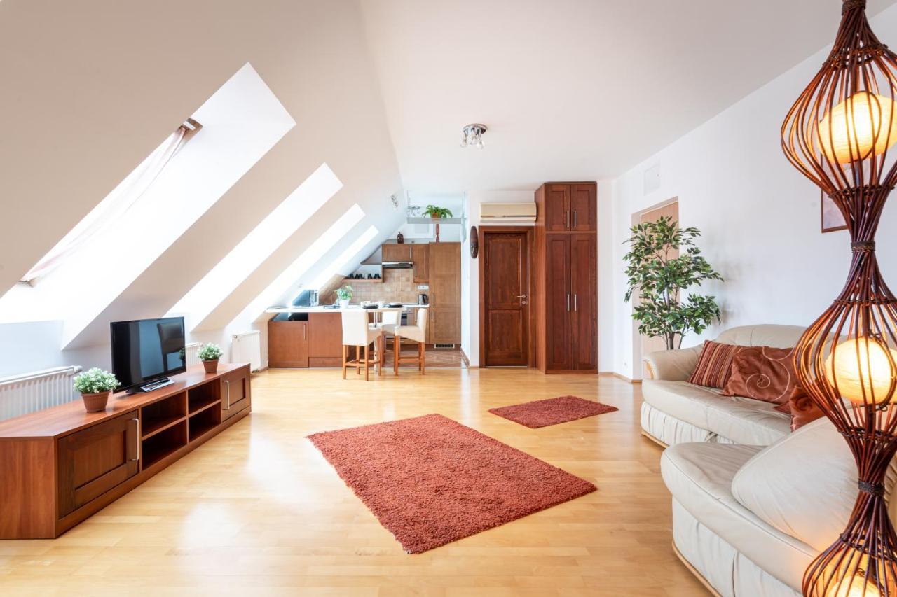 Beautiful Apartment With Ac Budapeszt Zewnętrze zdjęcie