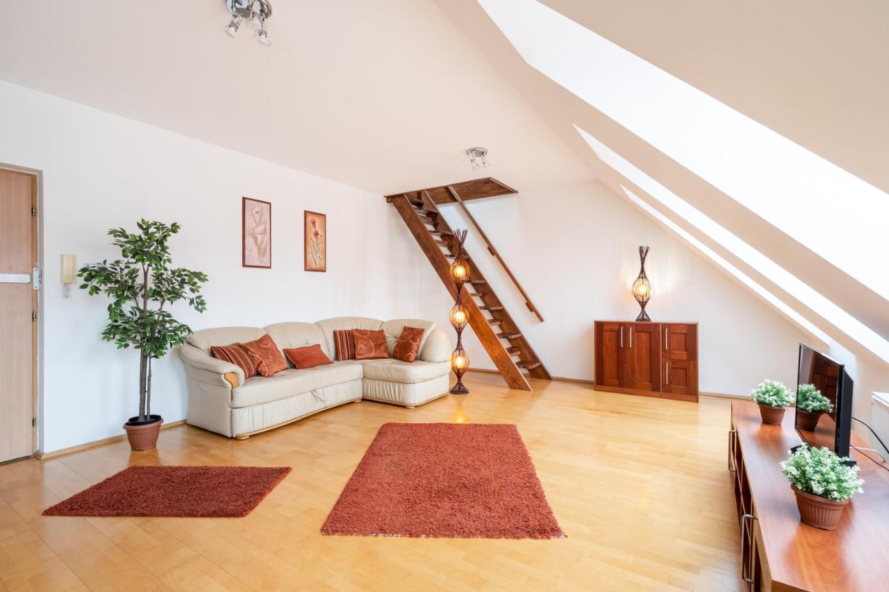 Beautiful Apartment With Ac Budapeszt Zewnętrze zdjęcie